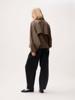 Catwalk Junkie, cape-jacket, ruit, bruin