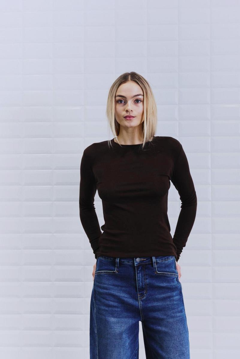 WithBlack Top 00001089