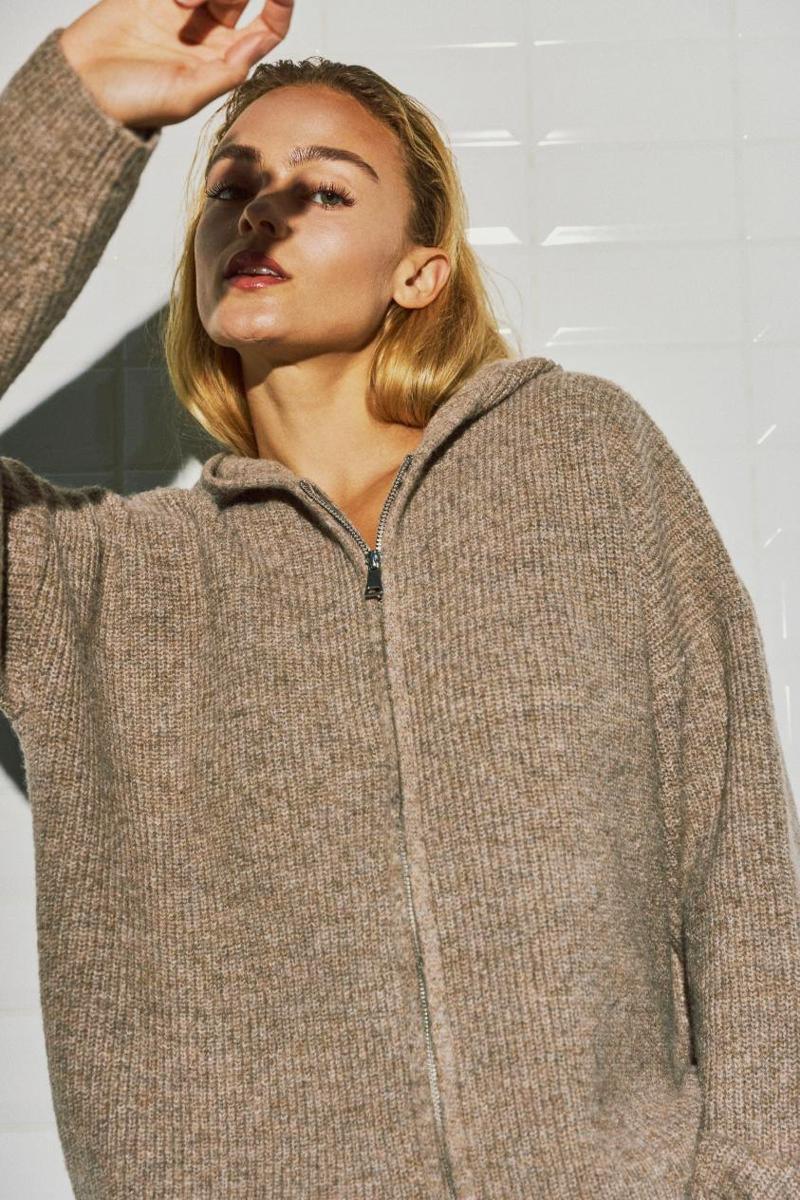 WithBlack Sweater 00001869