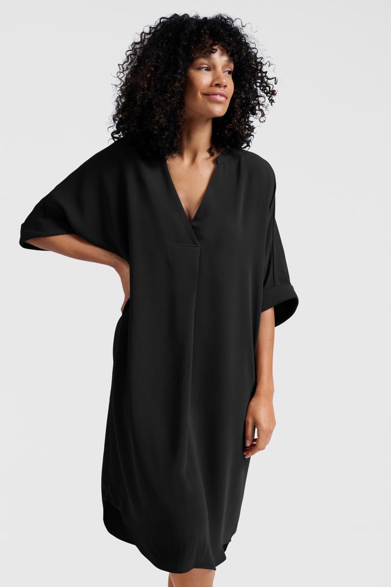 YAYA Jurk 01-601173-505 Zwart Steegenga Mode