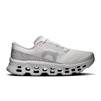 On cloudmster 3 hardloopschoenen