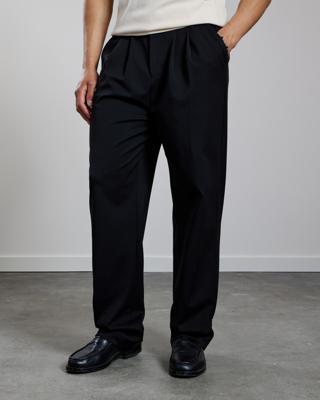 Aeden Broek Waeron A22243277 Zwart