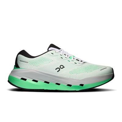 On cloudrunner 3 max hardloopschoenen