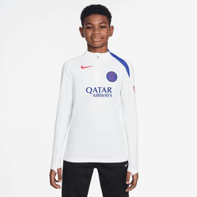 Nike paris saint-germain strike third