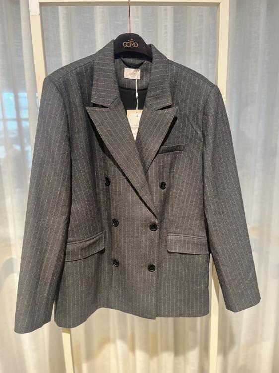 HEIDY PINSTRIPE blazer