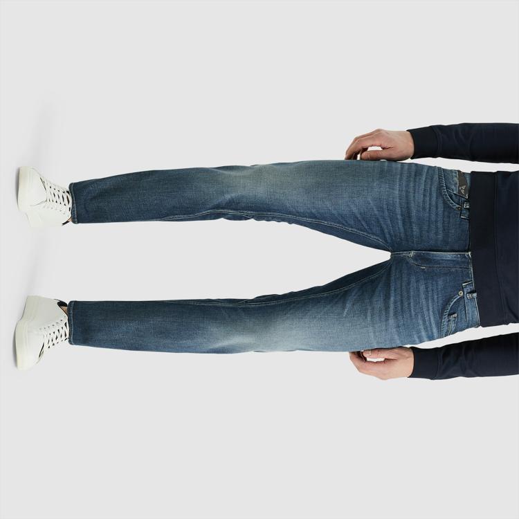 Commander 3.0 relaxed fit jeans